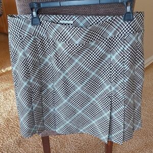 Izod Black and White Checkered A-Line Skirt